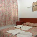 Hotel The S Aparts & 3*